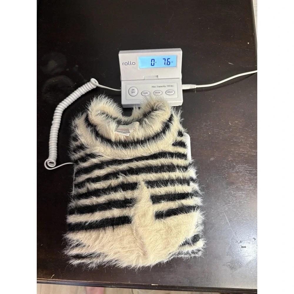 Kimchi blue Amelia Fuzzy Star Cropped Sweater Size L Urban Outfitters - Picture 6 of 6
